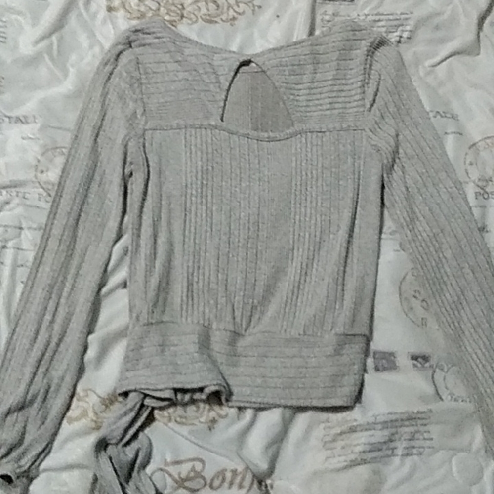 Sweater by IZ Byer ss - Picture 2 of 2